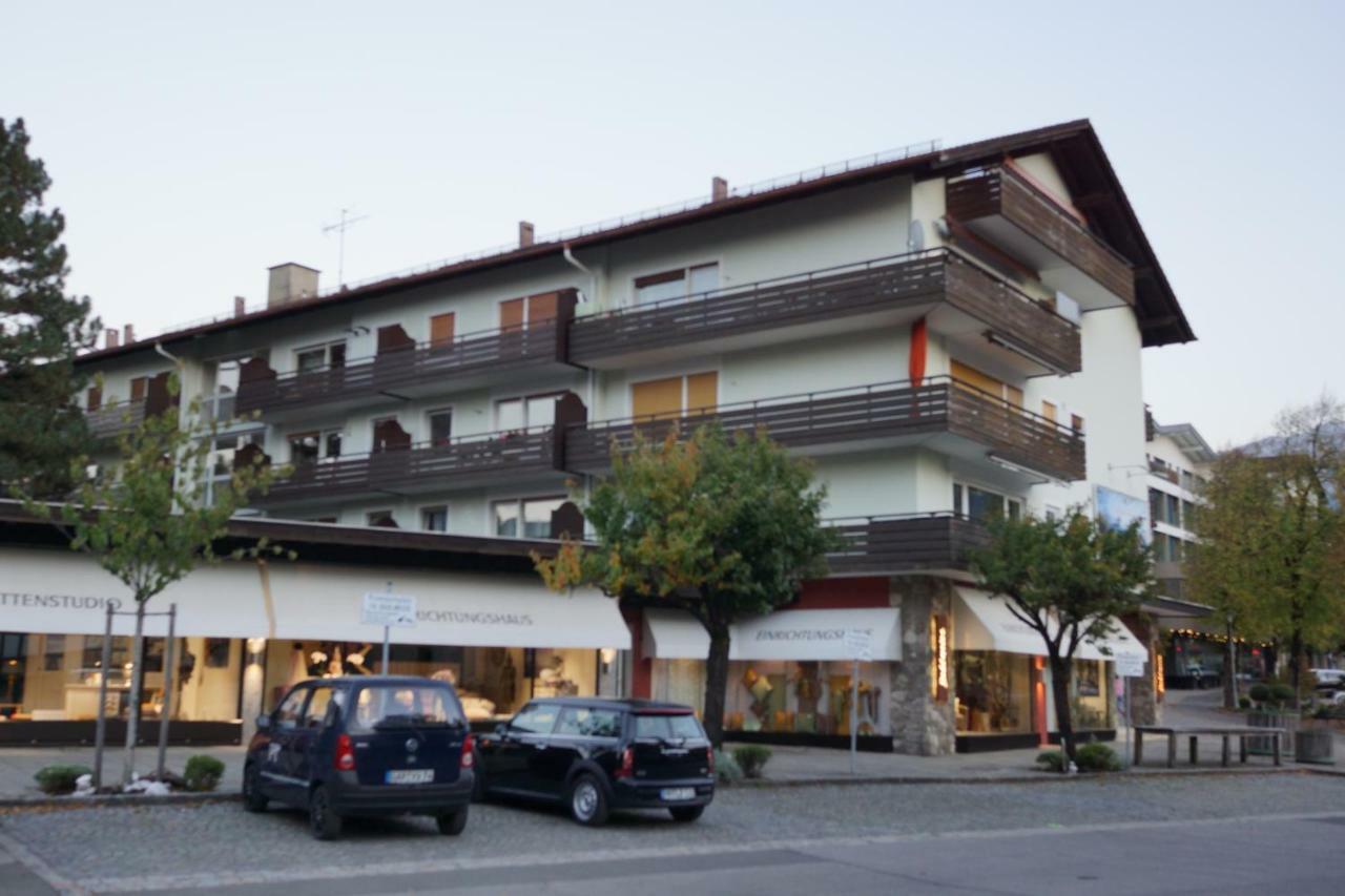 Sunny 1-Room Apartment Near Railway Station Garmisch-Partenkirchen Exterior foto